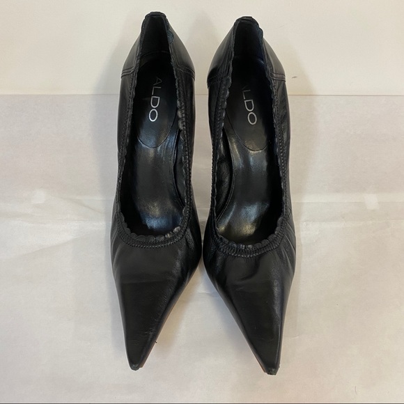 Aldo Supple Black Pointy Toe Stacked Heels - Picture 3 of 10